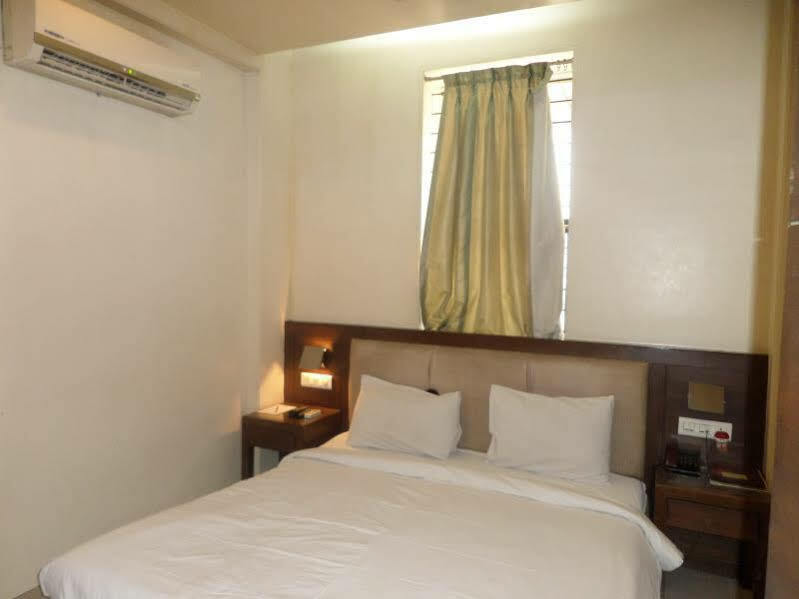 Matrix Inn Pune Zewnętrze zdjęcie