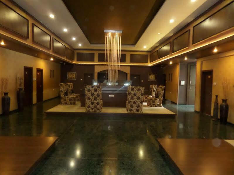 Matrix Inn Pune Zewnętrze zdjęcie