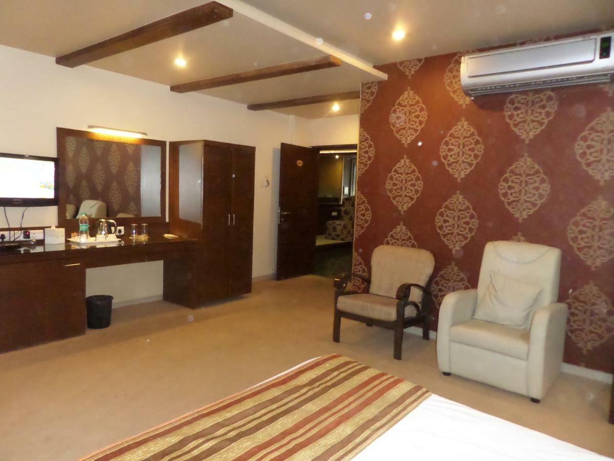 Matrix Inn Pune Zewnętrze zdjęcie