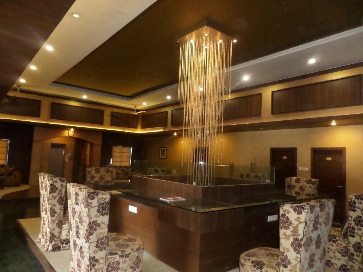 Matrix Inn Pune Zewnętrze zdjęcie