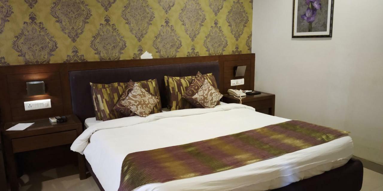 Matrix Inn Pune Zewnętrze zdjęcie