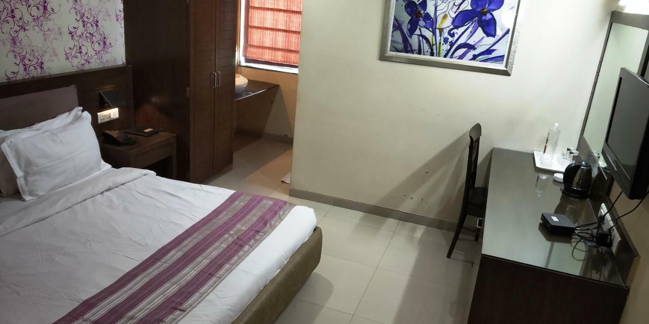 Matrix Inn Pune Zewnętrze zdjęcie