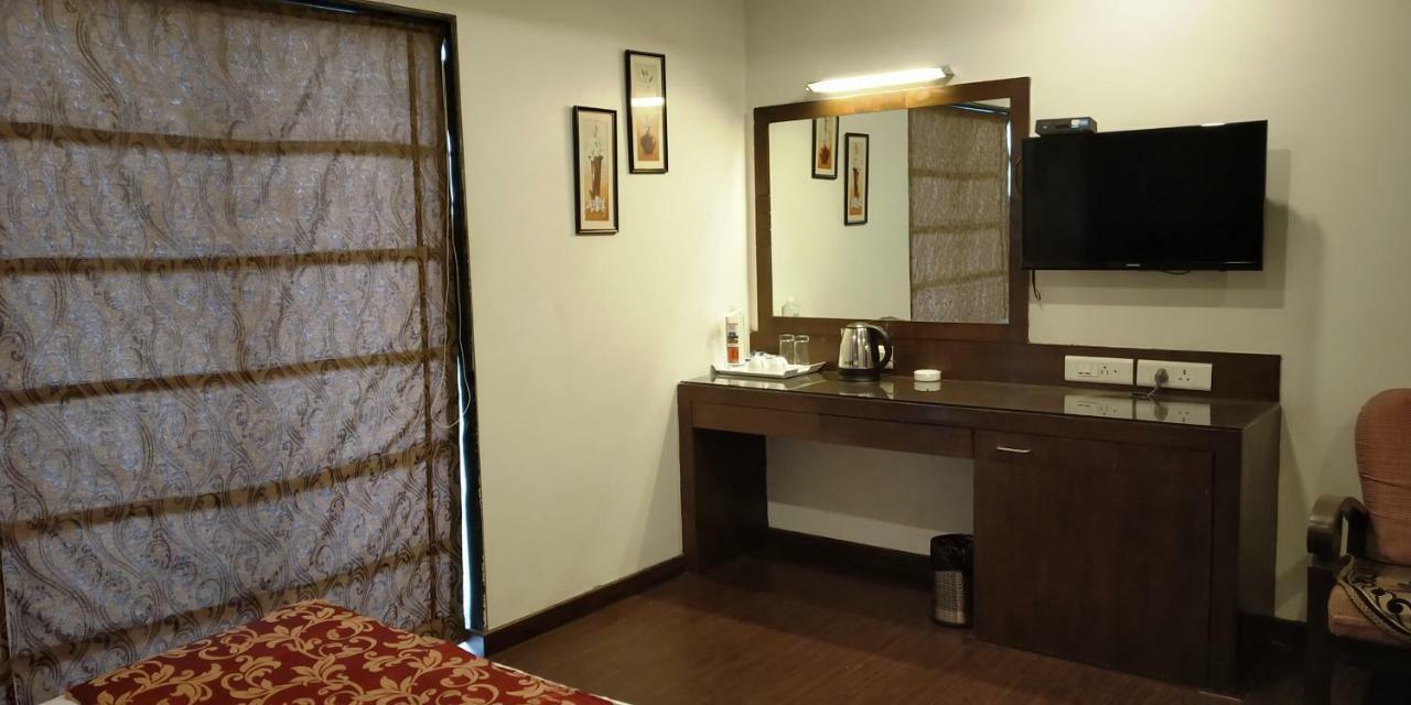 Matrix Inn Pune Zewnętrze zdjęcie