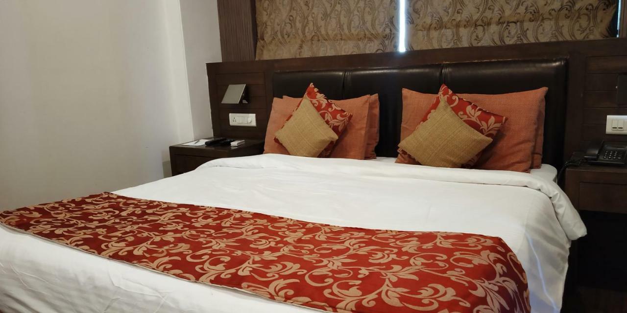 Matrix Inn Pune Zewnętrze zdjęcie
